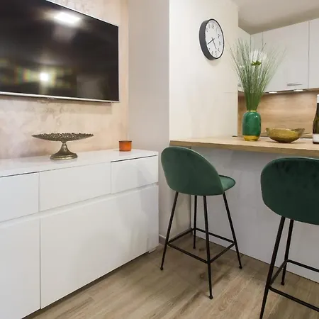 Split Apartment Apartment